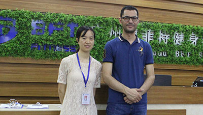 时隔五年卡塔尔客户再次来香蕉成人APP采购健身器材