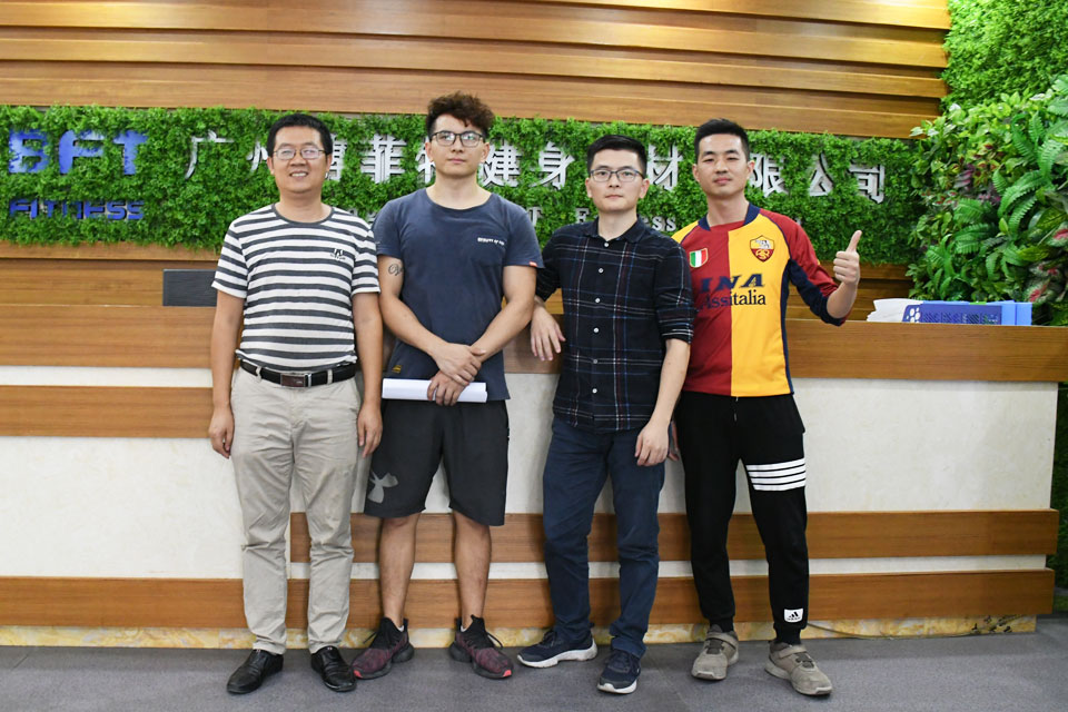 开健身房采购健身器材就找广州香蕉成人APP
